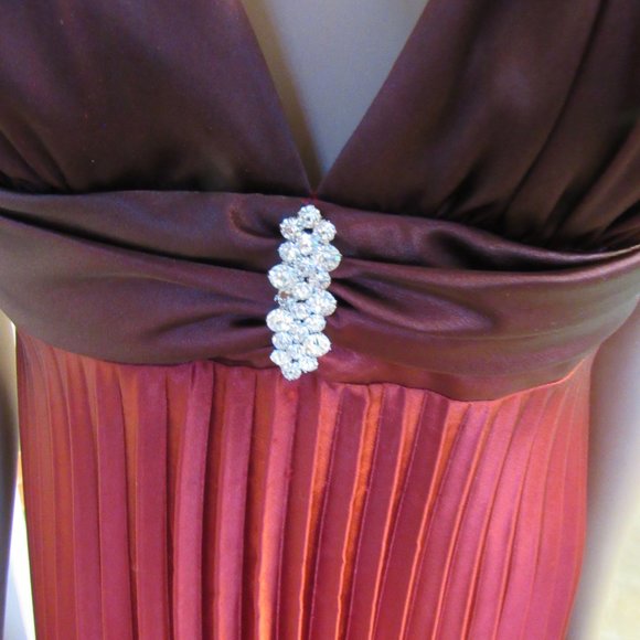 SALE! Formal Burnt Orange Floor Length Dress Size M - Picture 8 of 9